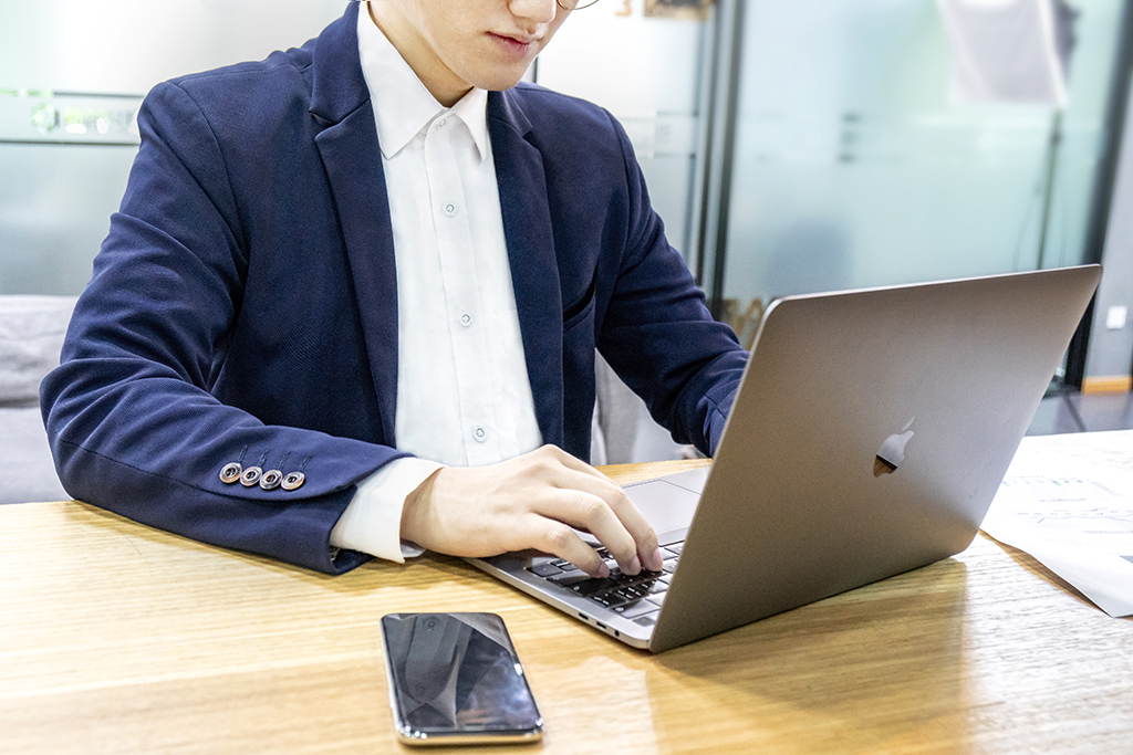 內(nèi)地香港開戶辦理要求及條件,需要提供哪些幫助