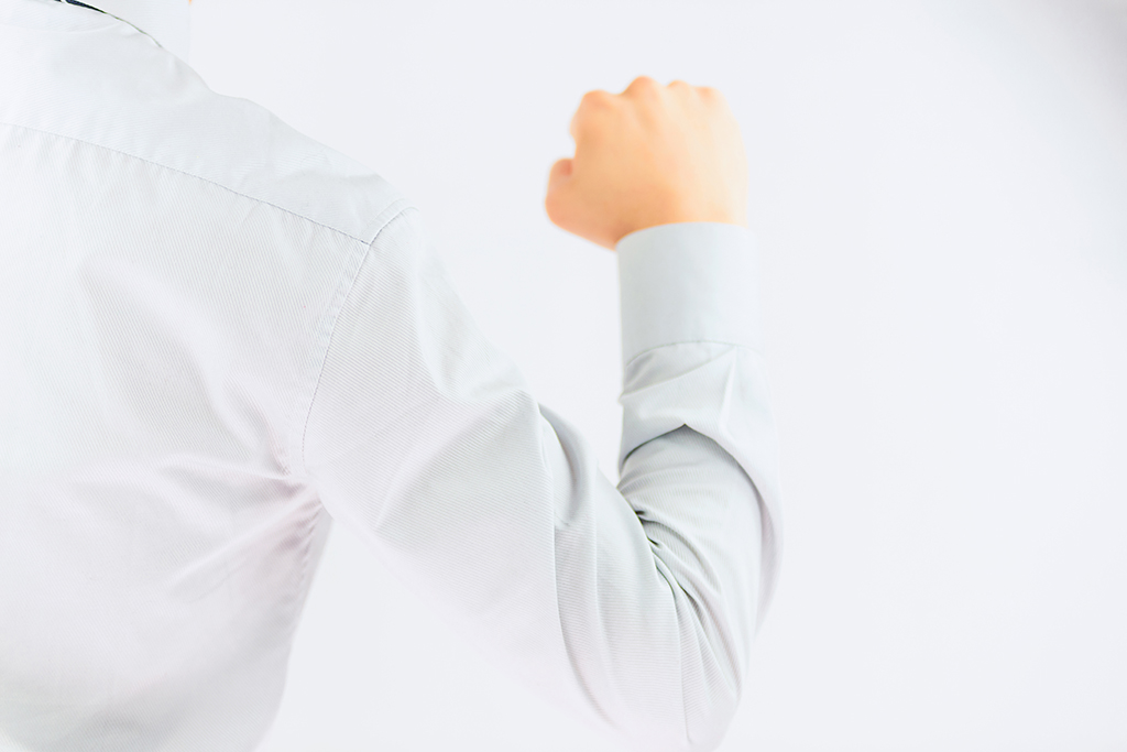 在國內(nèi)如何開一個(gè)香港的離岸賬戶呢?要走哪些步驟!