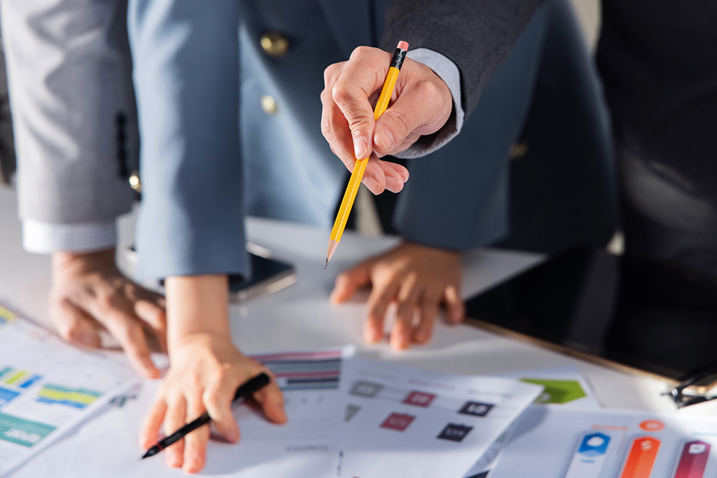 企業(yè)所得稅匯算清繳調(diào)整項(xiàng)，匯算清繳依據(jù)